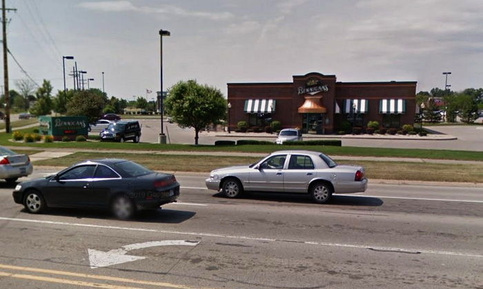 Bennigans - Howell - 3950 E Grand River Ave